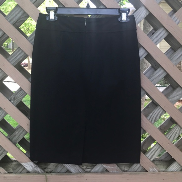 BANANA REPUBLIC PENCIL SKIRT - Picture 4 of 8